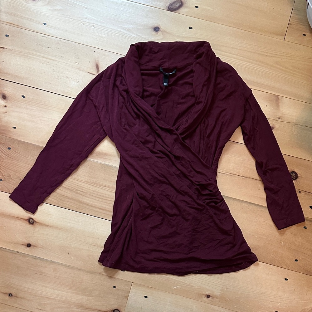 Isabella Oliver Maternity/Nursing top